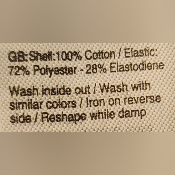 New Look- Black Ruffle Ruched Off-Shoulder Crop Top - Picture 3 of 5